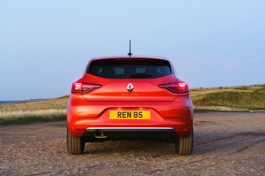  Renault Clio 2019 года  (UK) (фото 23 из 40)